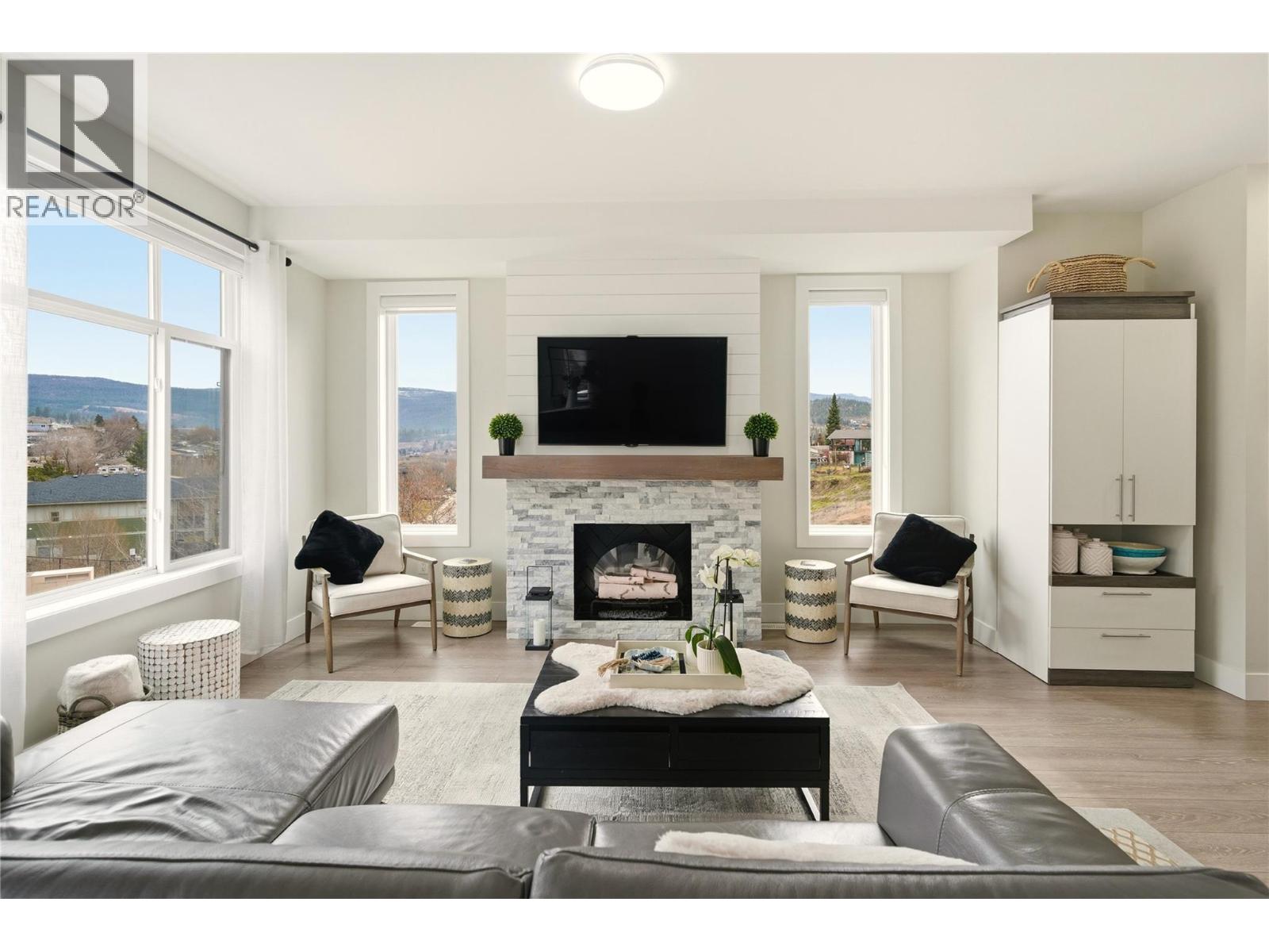 1176 Black Mountain Drive, Kelowna, British Columbia  V1P 0A7 - Photo 3 - 10402070