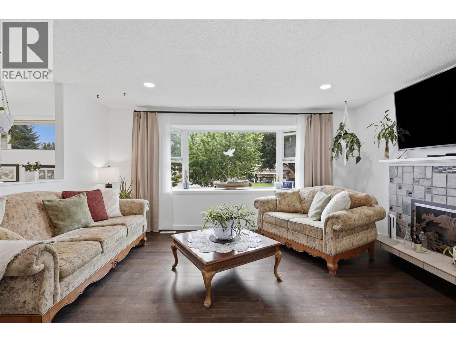 285 Huckleberry Place, Kamloops, British Columbia  V2H 1M4 - Photo 9 - 10402606
