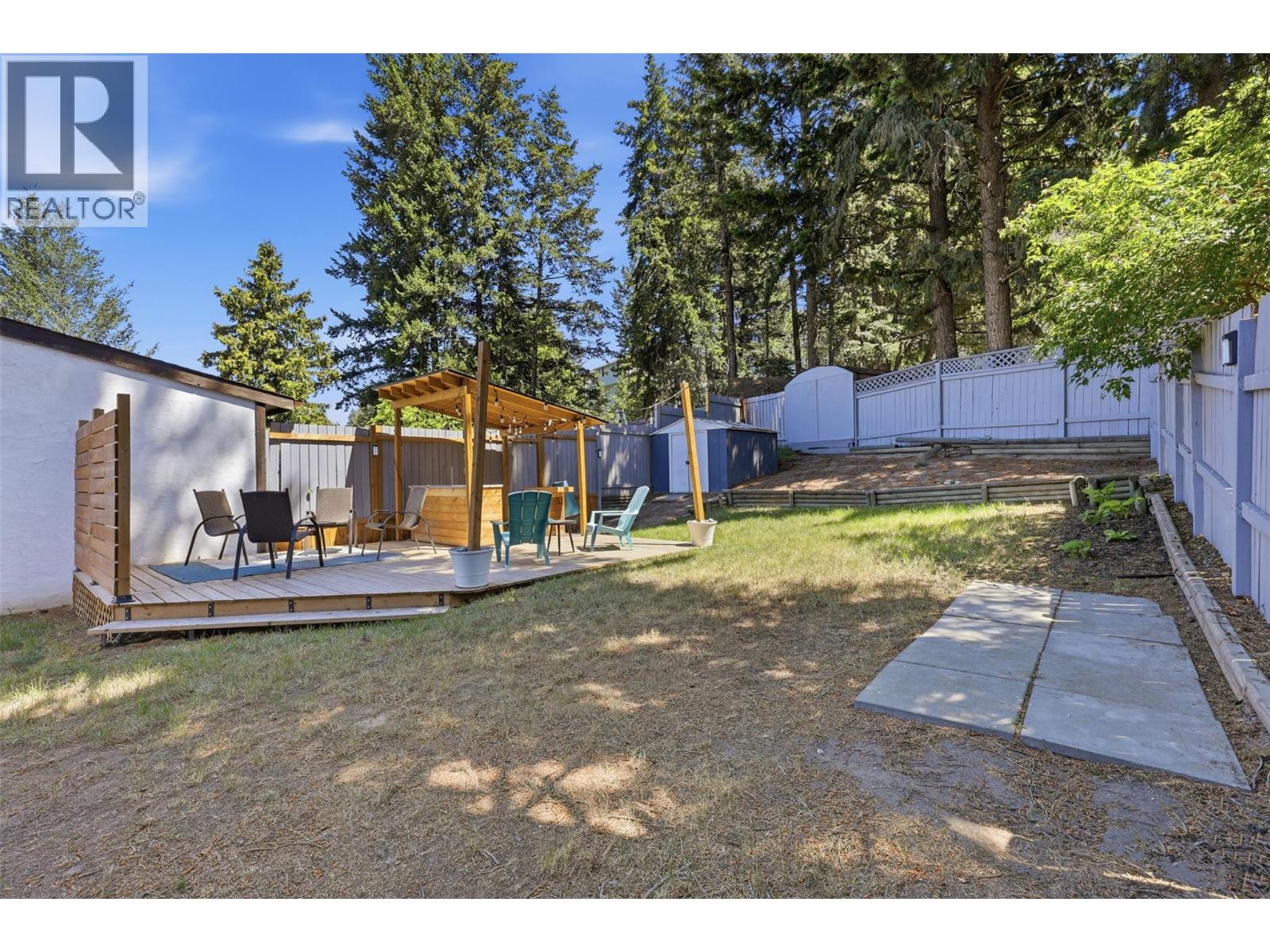 575 Gleneagles Drive, Kamloops, British Columbia  V2E 1X1 - Photo 29 - 10402540