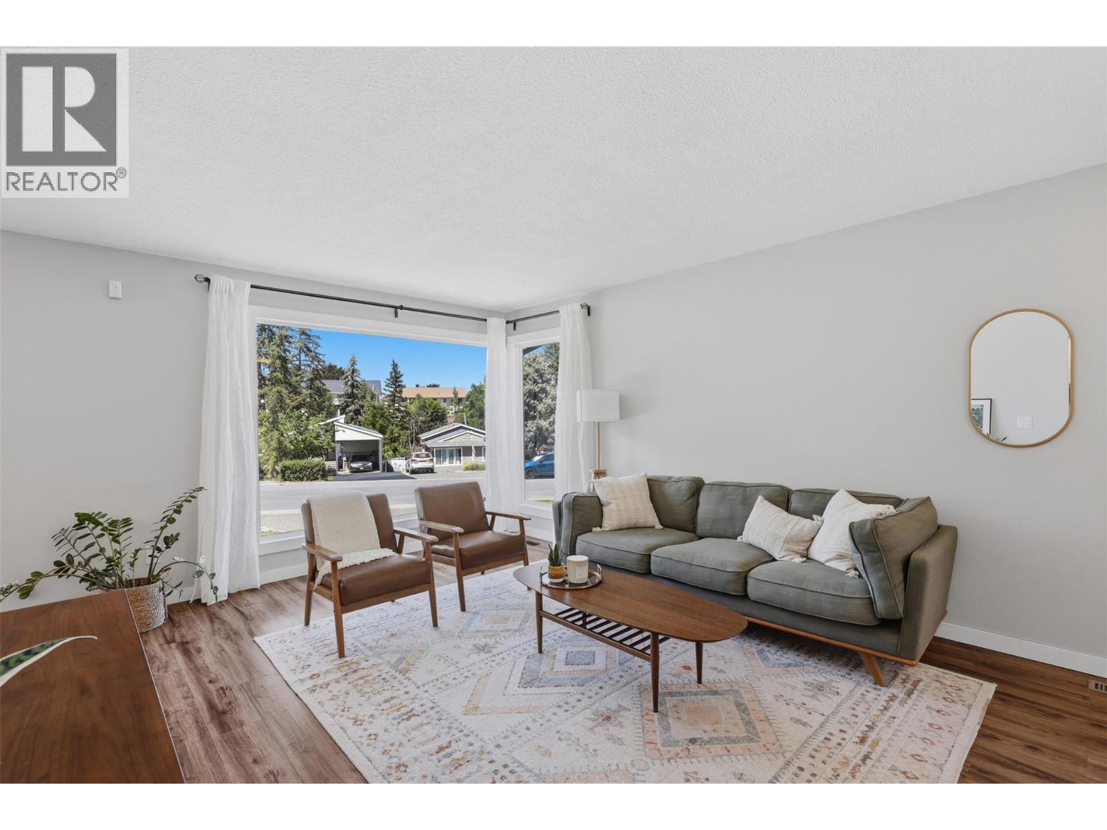 575 Gleneagles Drive, Kamloops, British Columbia  V2E 1X1 - Photo 3 - 10402540