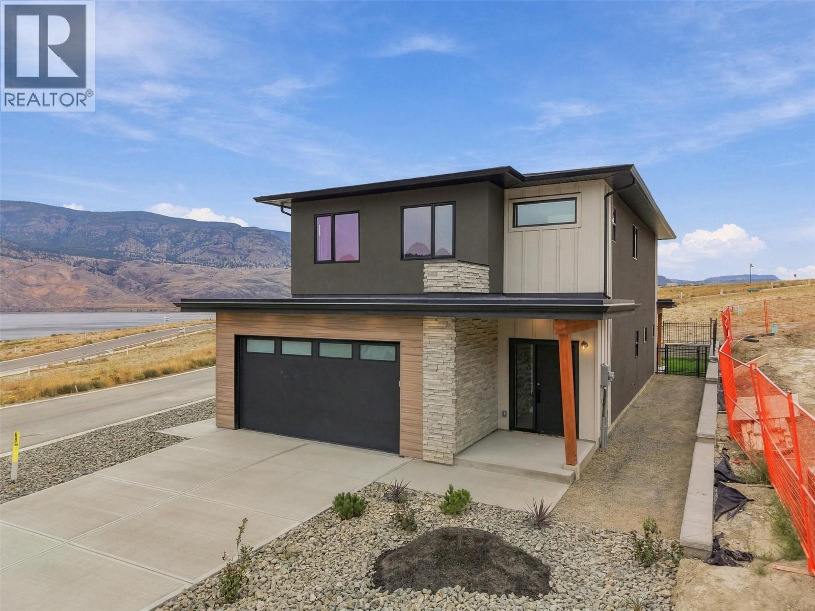 38 Rue Cheval Noir Unit# 411, Kamloops, British Columbia  V1S 0G4 - Photo 1 - 10402242