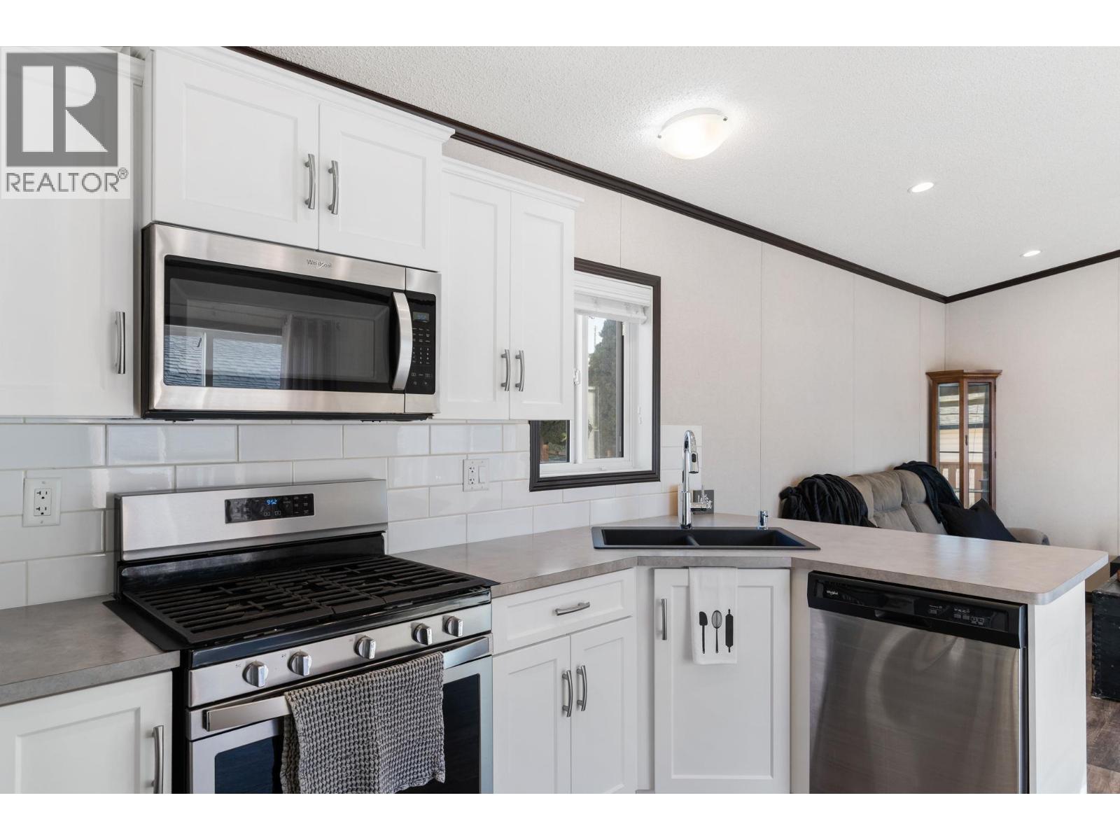 1699 Ross Road Unit# 201, West Kelowna, British Columbia  V1Z 1L8 - Photo 11 - 10402516