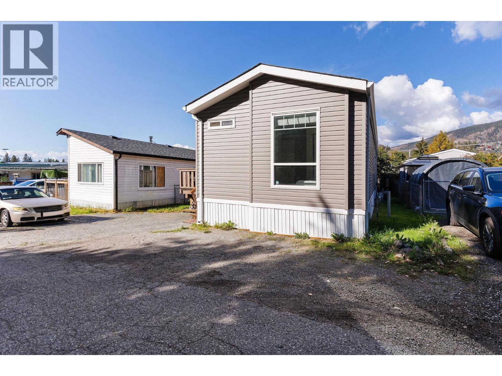 1699 Ross Road Unit# 201, West Kelowna, British Columbia  V1Z 1L8 - Photo 2 - 10402516