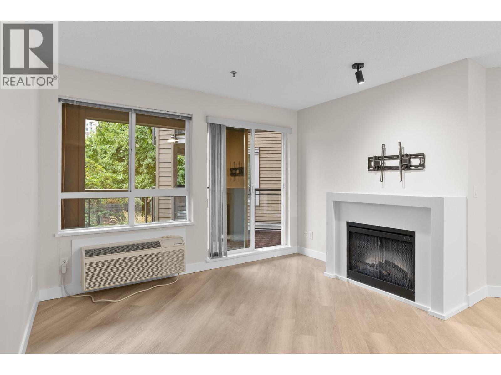 1083 Sunset Drive Unit# 211, Kelowna, British Columbia  V1Y 9Z5 - Photo 11 - 10402457