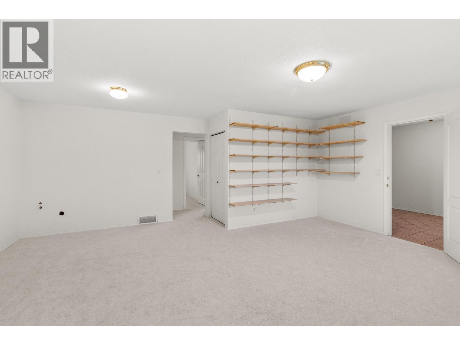 3608 Lever Court, Peachland, British Columbia  V0H 1X2 - Photo 9 - 10402245