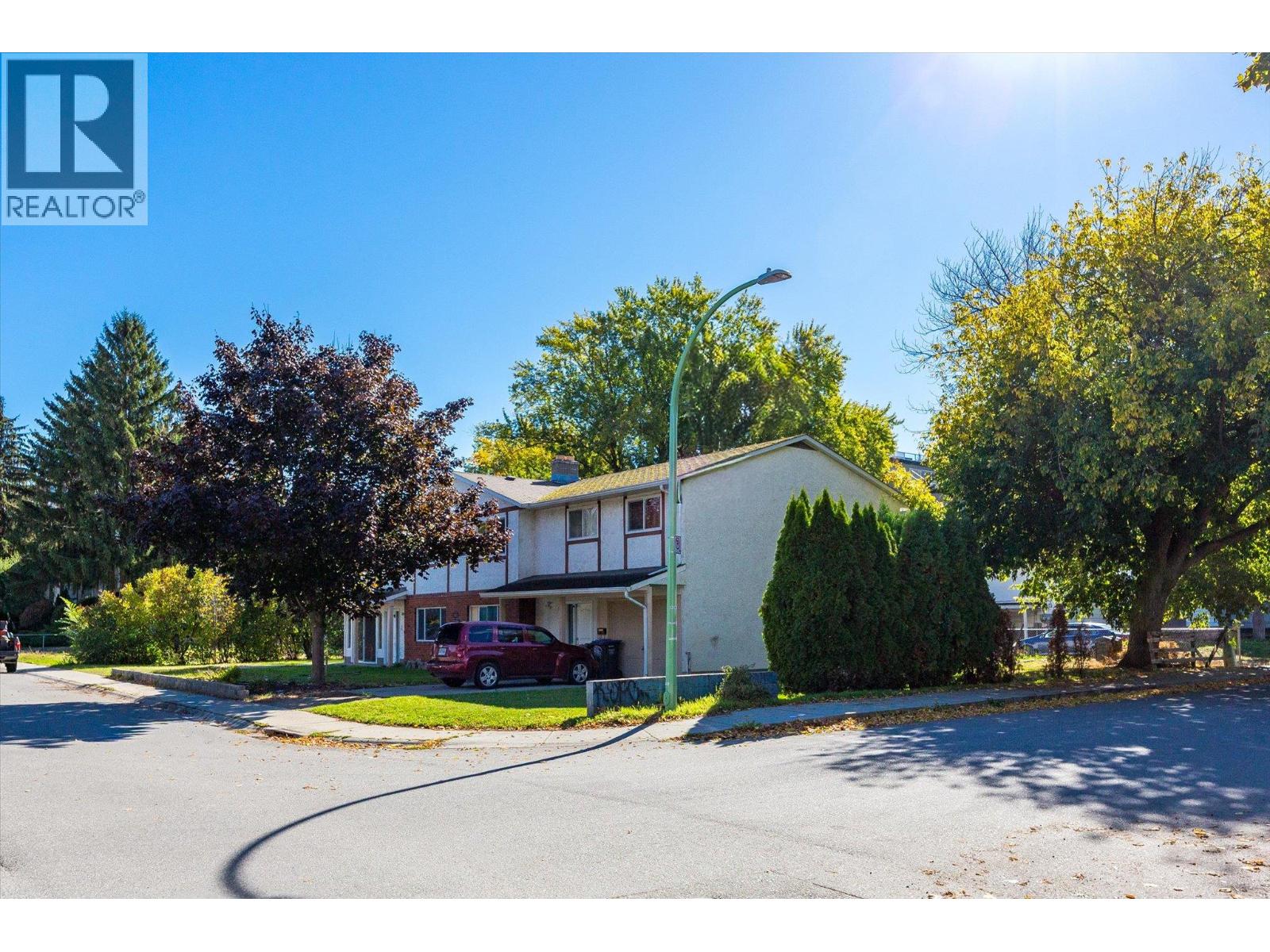 1011-1013 Lawson Avenue, Kelowna, British Columbia  V1Y 6T3 - Photo 15 - 10402492
