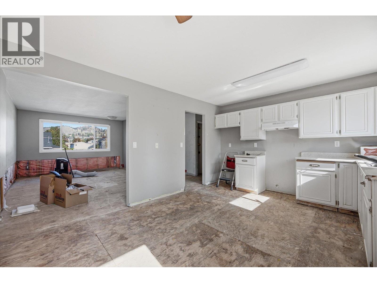 1011-1013 Lawson Avenue, Kelowna, British Columbia  V1Y 6T3 - Photo 55 - 10402492