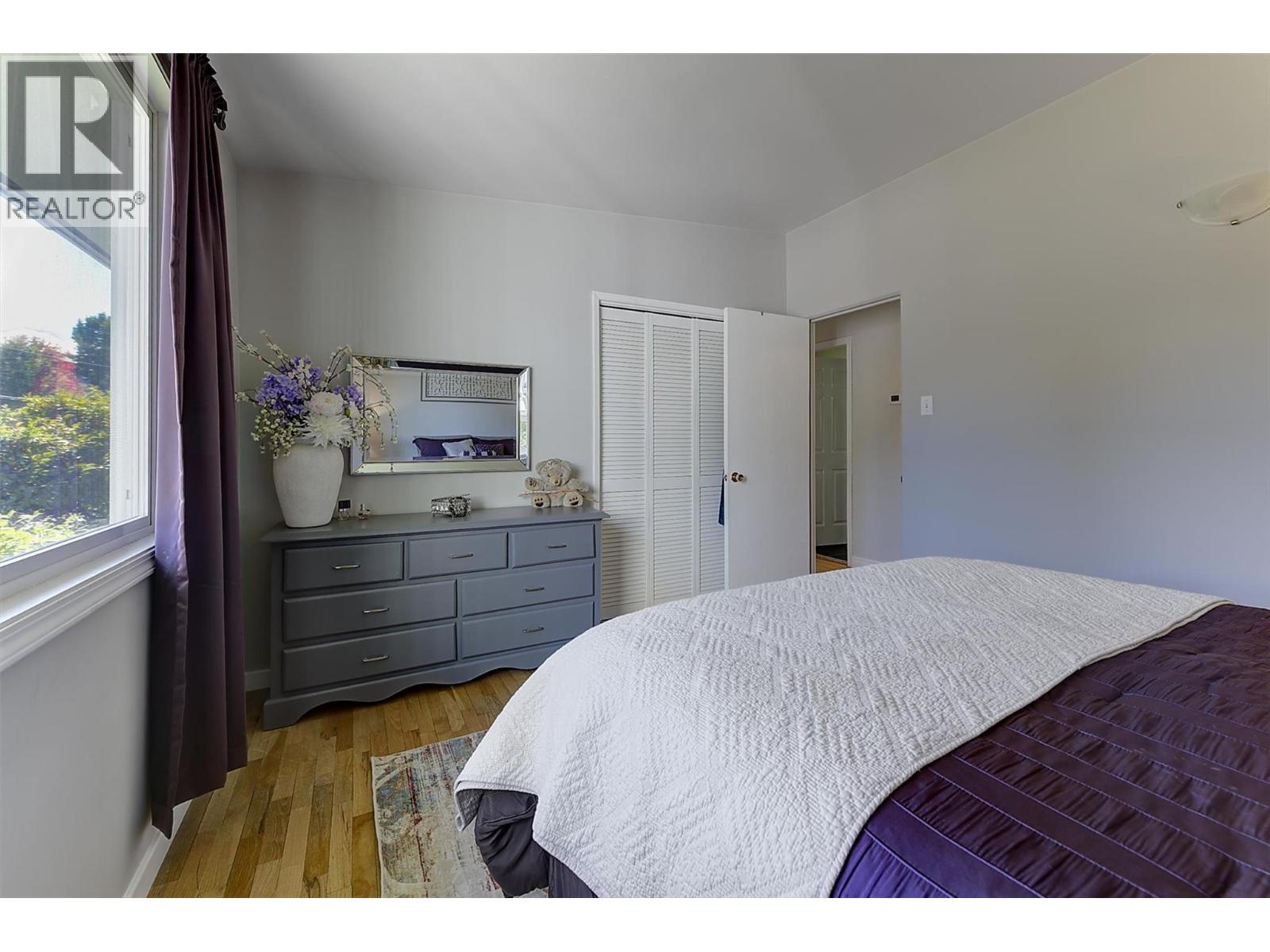 1296 Kelglen Crescent, Kelowna, British Columbia  V1Y 6K5 - Photo 26 - 10402025