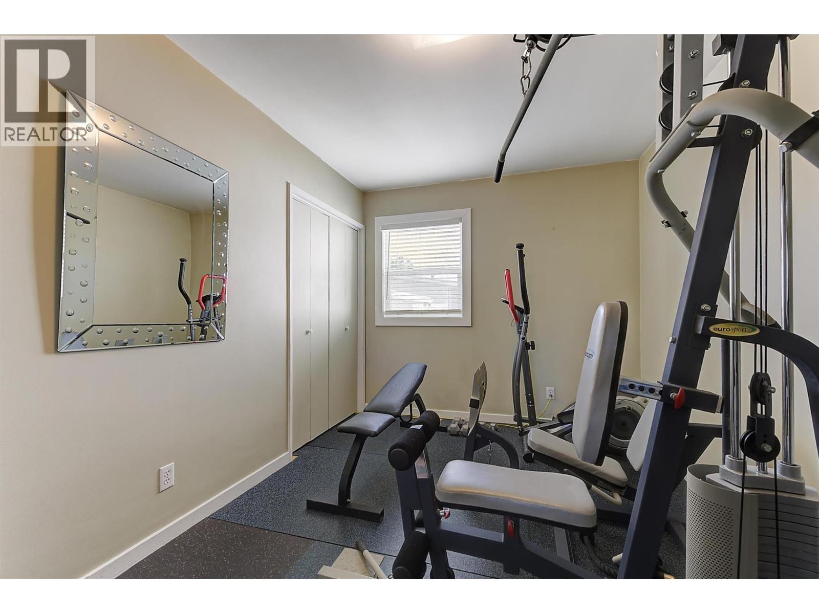 1296 Kelglen Crescent, Kelowna, British Columbia  V1Y 6K5 - Photo 30 - 10402025