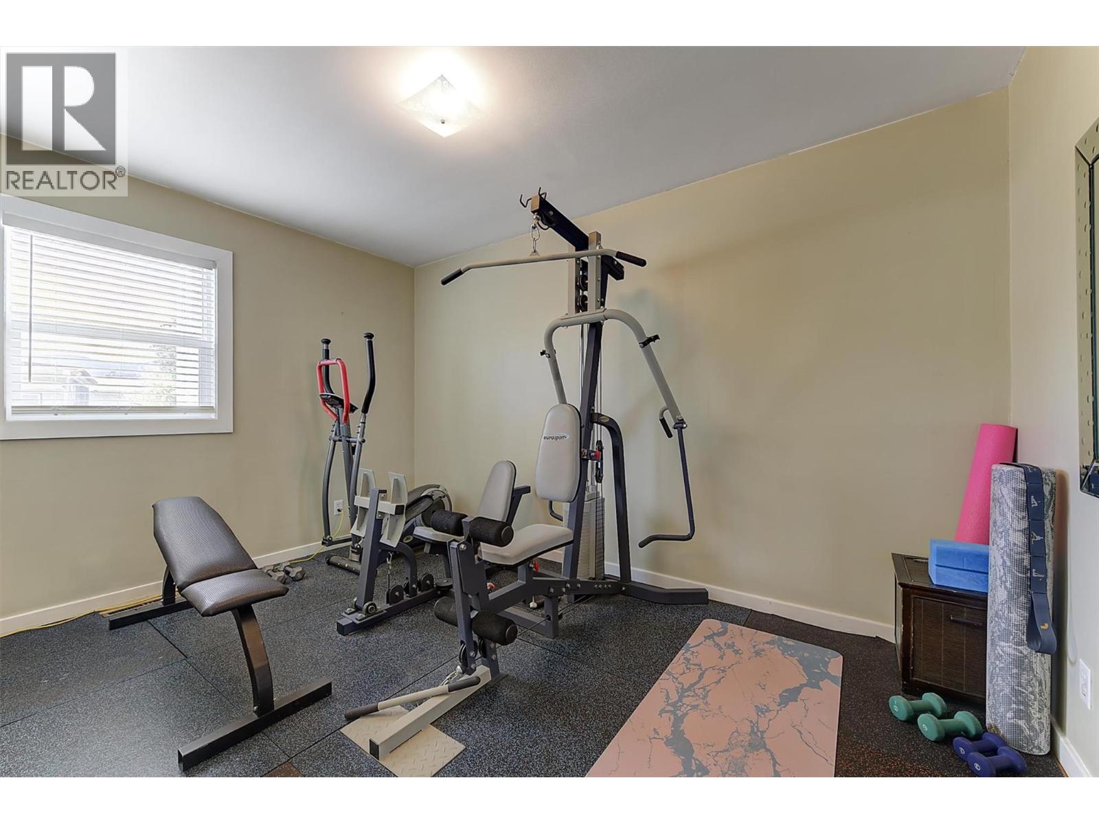1296 Kelglen Crescent, Kelowna, British Columbia  V1Y 6K5 - Photo 31 - 10402025