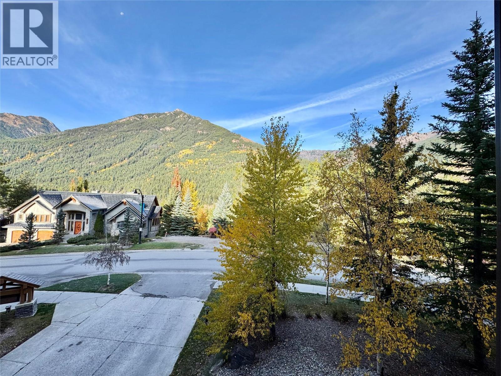 2064 Summit Drive Unit# 106, Panorama, British Columbia  V0A 1T0 - Photo 3 - 10402613