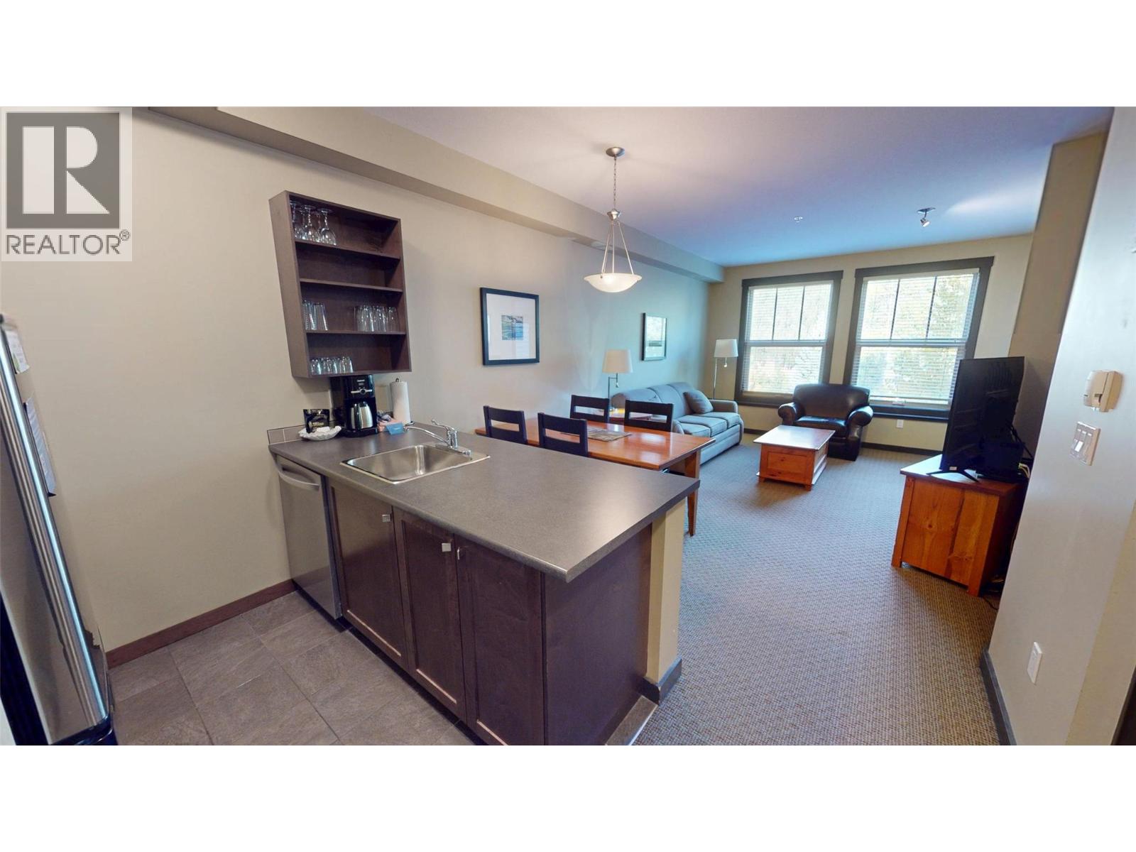 2064 Summit Drive Unit# 106, Panorama, British Columbia  V0A 1T0 - Photo 9 - 10402613