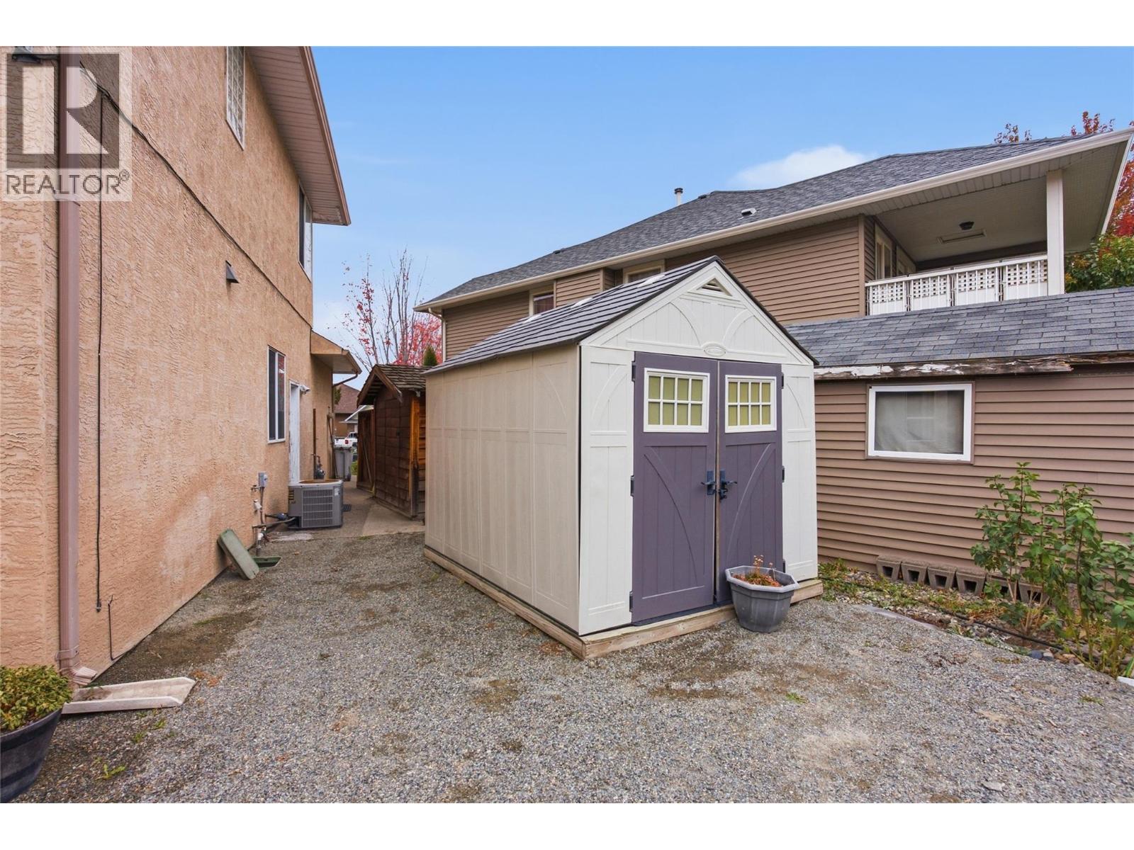 2025 Panorama Court, Kamloops, British Columbia  V2E 2S1 - Photo 40 - 10402585