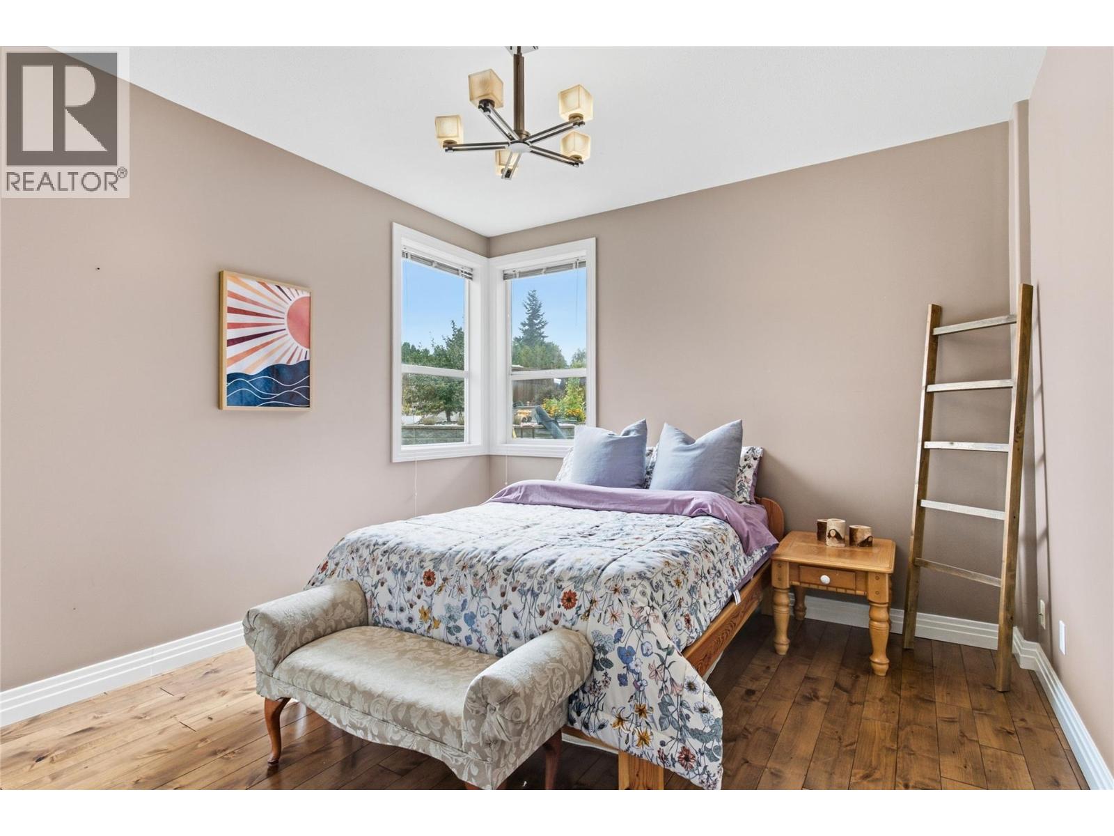 2025 Panorama Court, Kamloops, British Columbia  V2E 2S1 - Photo 7 - 10402585