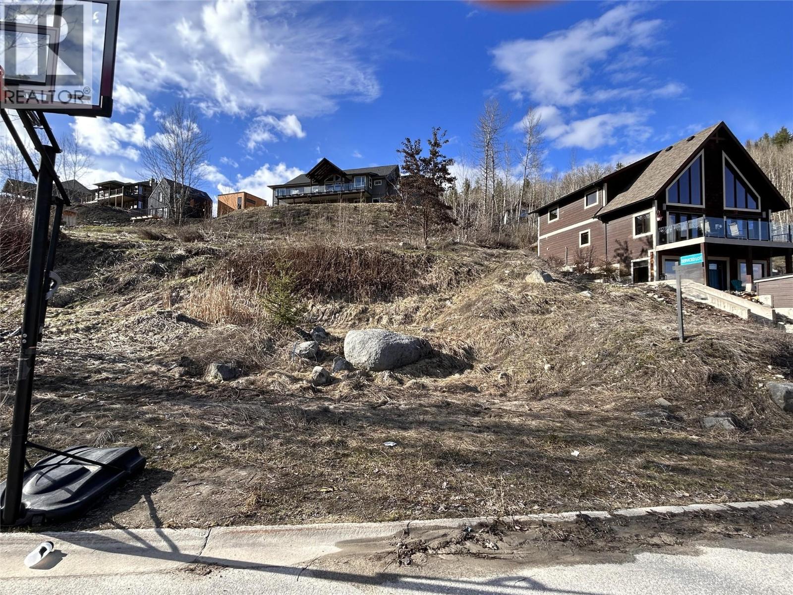 806 White Tail Drive, Rossland, British Columbia  V0G 1Y0 - Photo 5 - 10402487