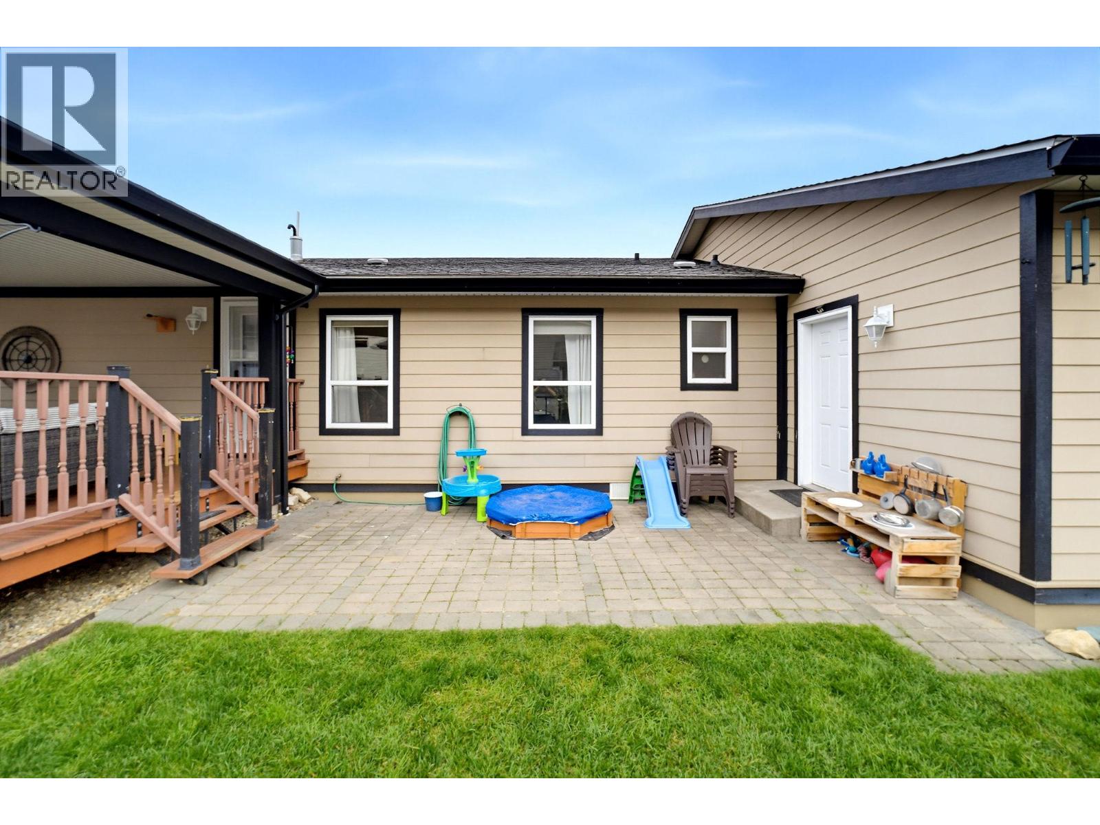 7241 46 Street Ne, Salmon Arm, British Columbia  V0E 1K0 - Photo 47 - 10402472