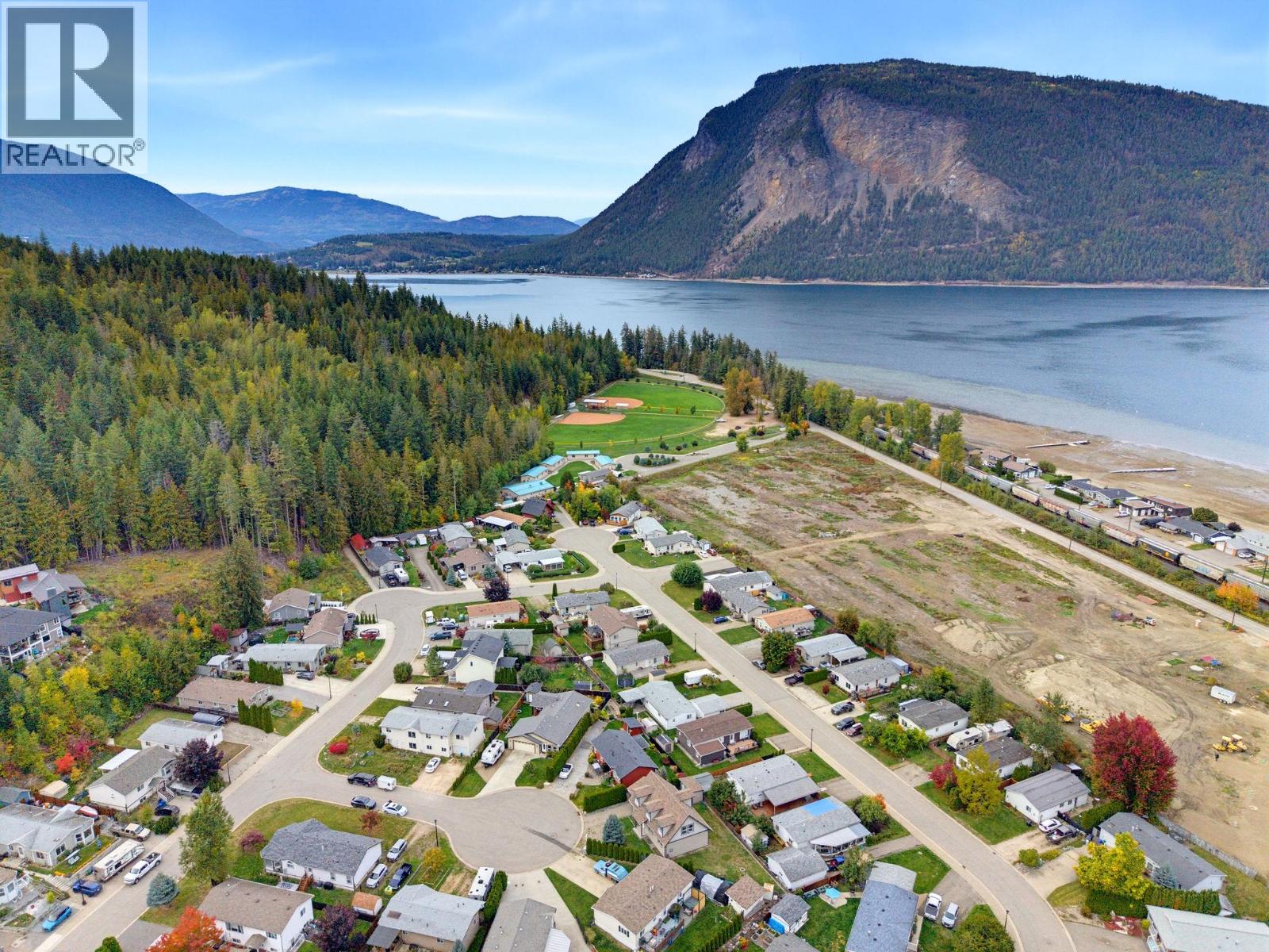 7241 46 Street Ne, Salmon Arm, British Columbia  V0E 1K0 - Photo 55 - 10402472