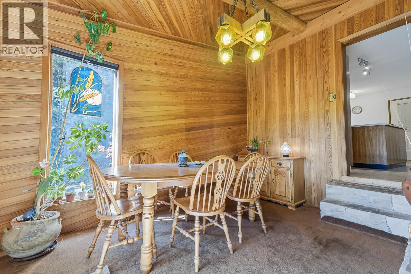 807 Spokane Street, Rossland, British Columbia  V0G 1Y0 - Photo 35 - 10401385