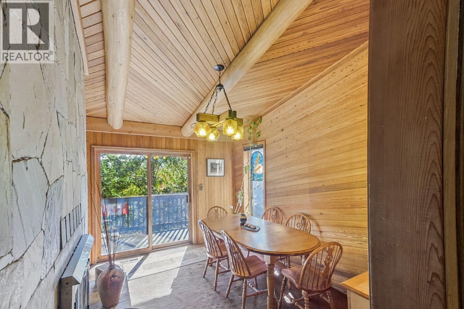 807 Spokane Street, Rossland, British Columbia  V0G 1Y0 - Photo 37 - 10401385