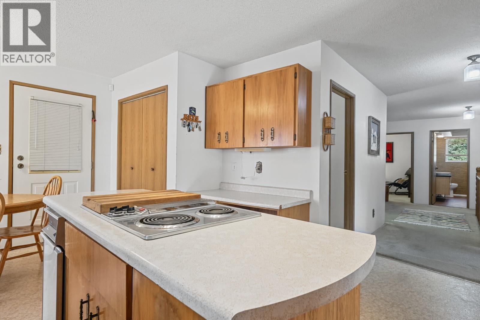 807 Spokane Street, Rossland, British Columbia  V0G 1Y0 - Photo 41 - 10401385