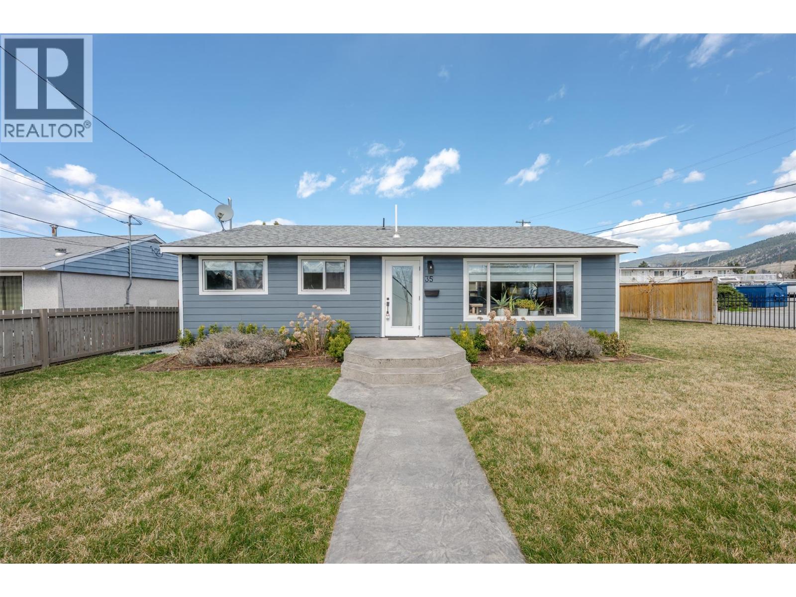 35 Granby Avenue, Penticton, British Columbia  V2A 2Y6 - Photo 1 - 10402575