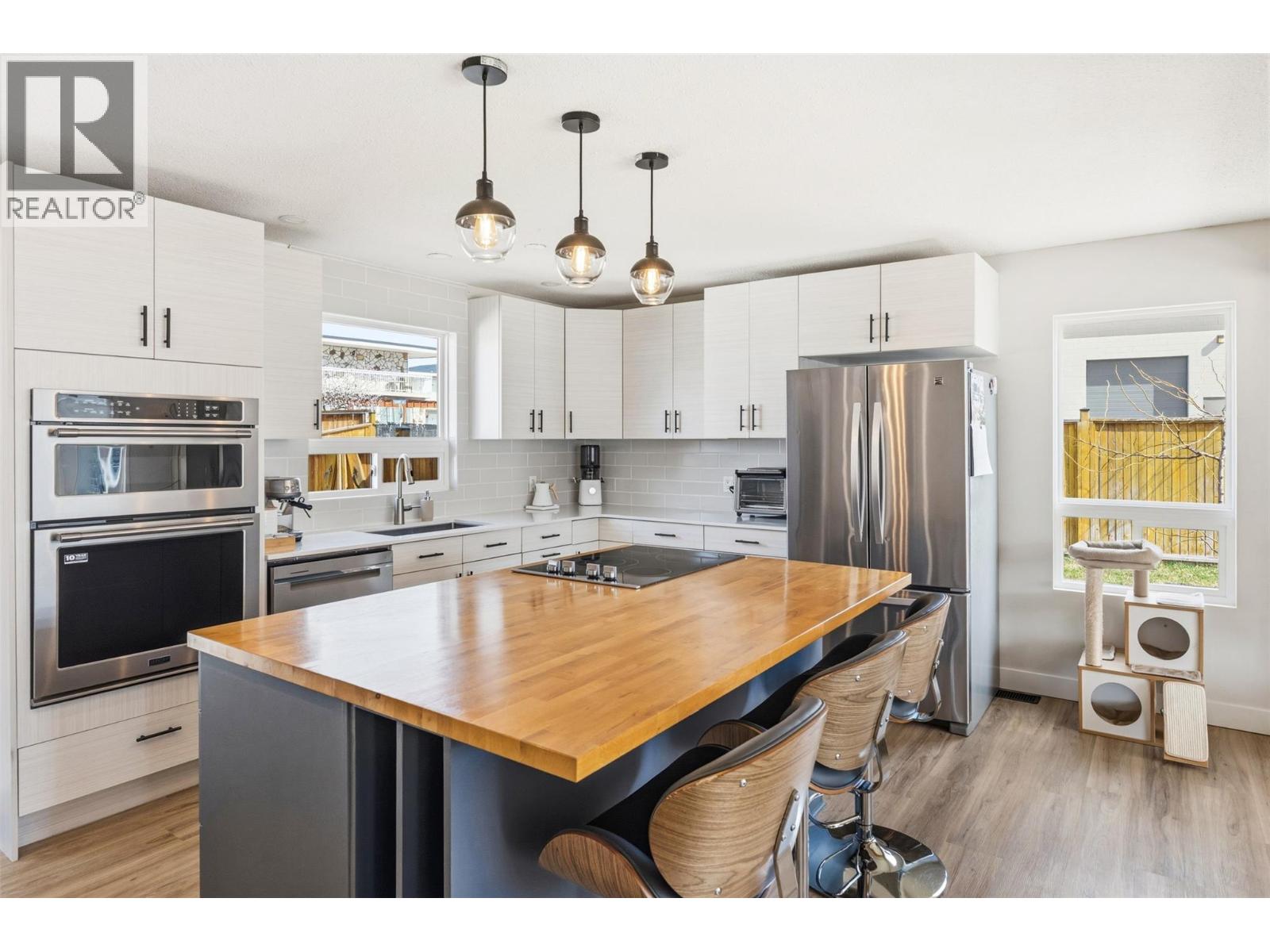 35 Granby Avenue, Penticton, British Columbia  V2A 2Y6 - Photo 3 - 10402575