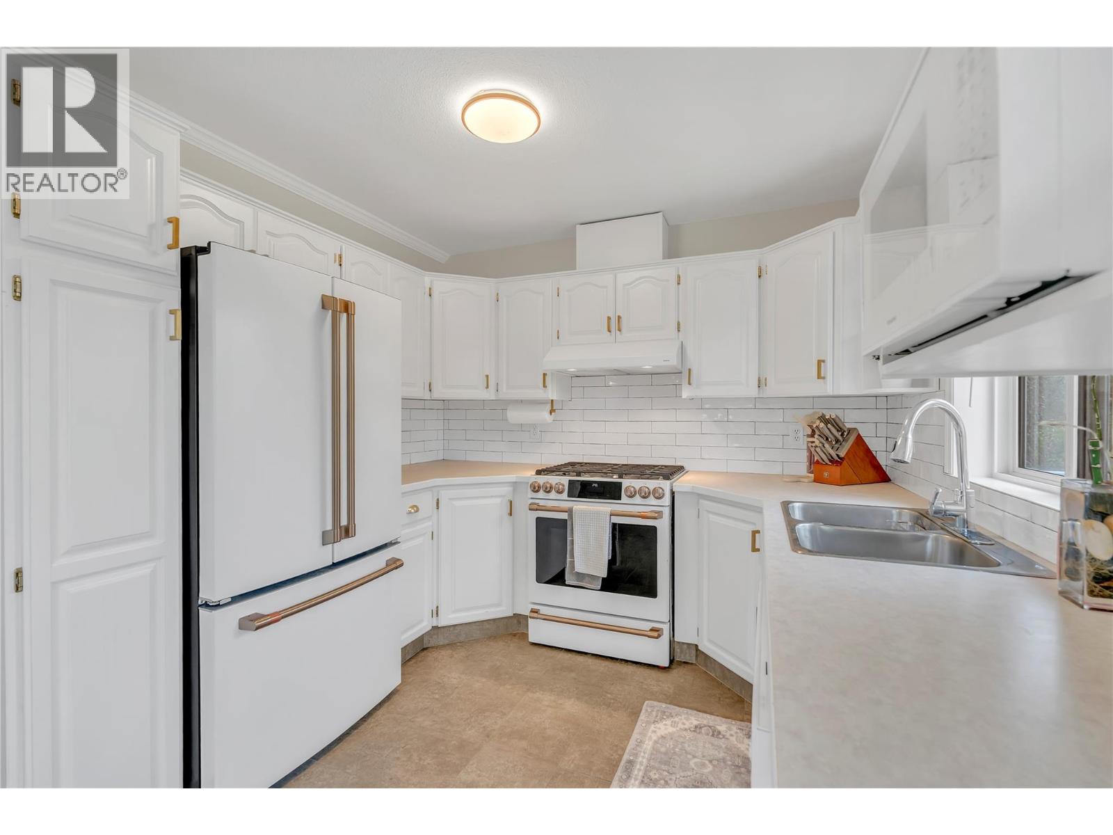 114 Vancouver Place, Penticton, British Columbia  V2A 1A7 - Photo 18 - 10402205