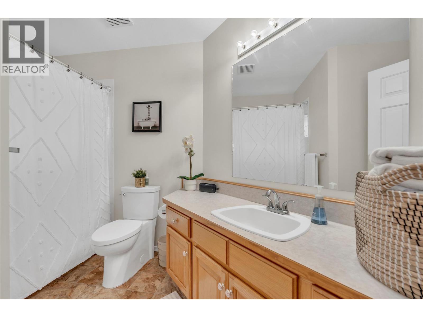 114 Vancouver Place, Penticton, British Columbia  V2A 1A7 - Photo 27 - 10402205