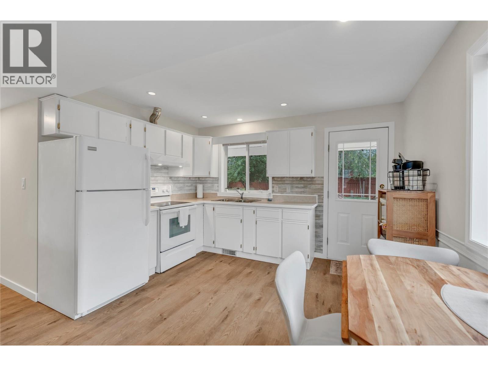 114 Vancouver Place, Penticton, British Columbia  V2A 1A7 - Photo 35 - 10402205