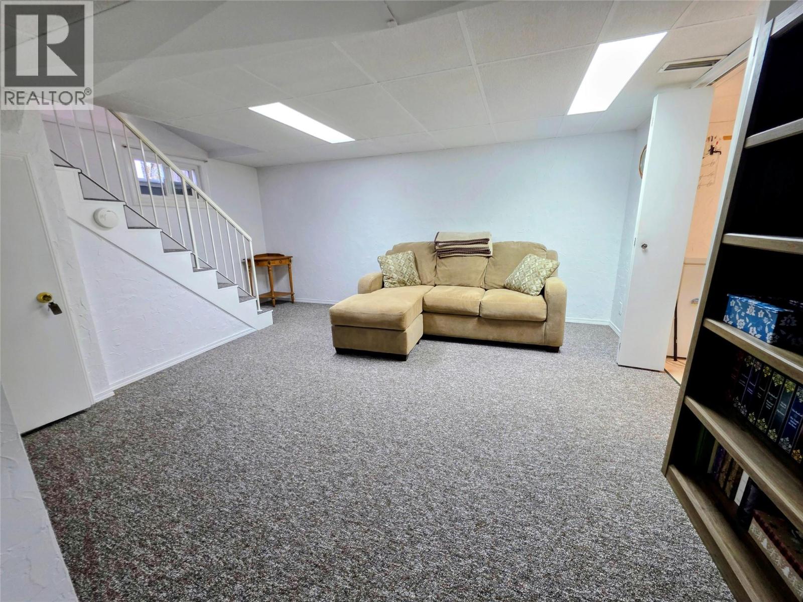 460 10th Avenue, Montrose, British Columbia  V0G 1P0 - Photo 16 - 10402456