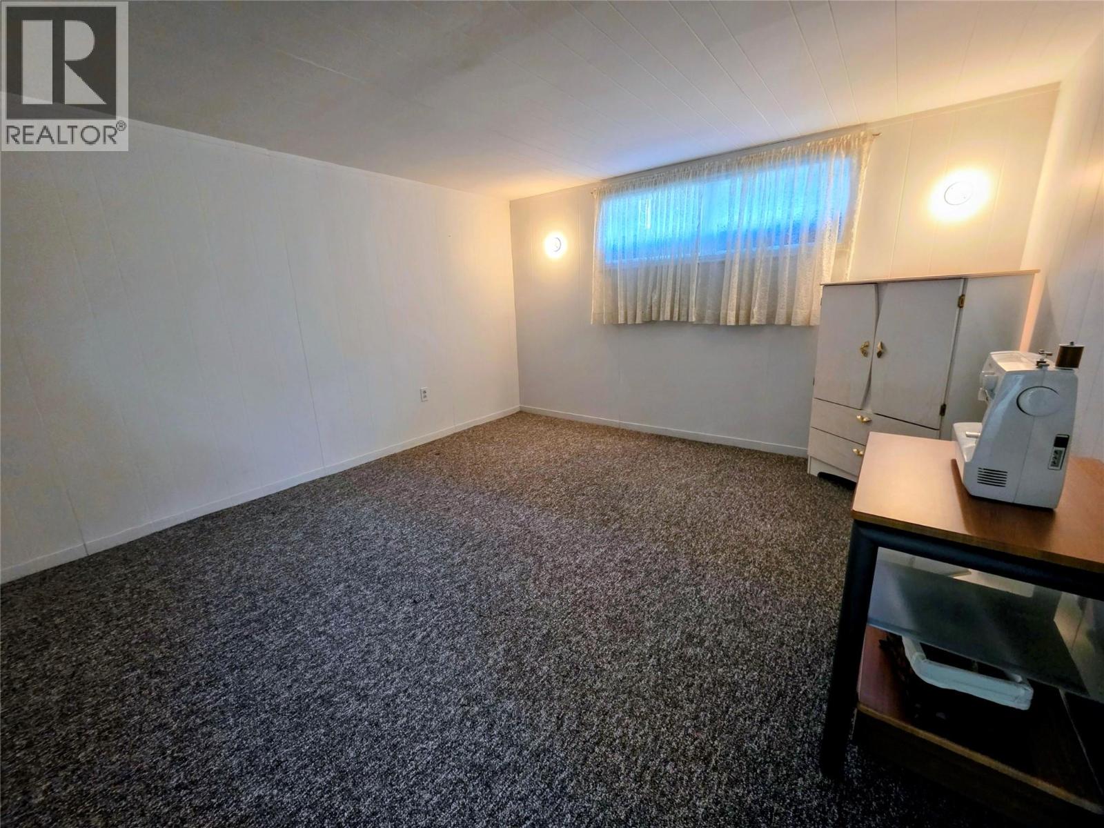 460 10th Avenue, Montrose, British Columbia  V0G 1P0 - Photo 17 - 10402456