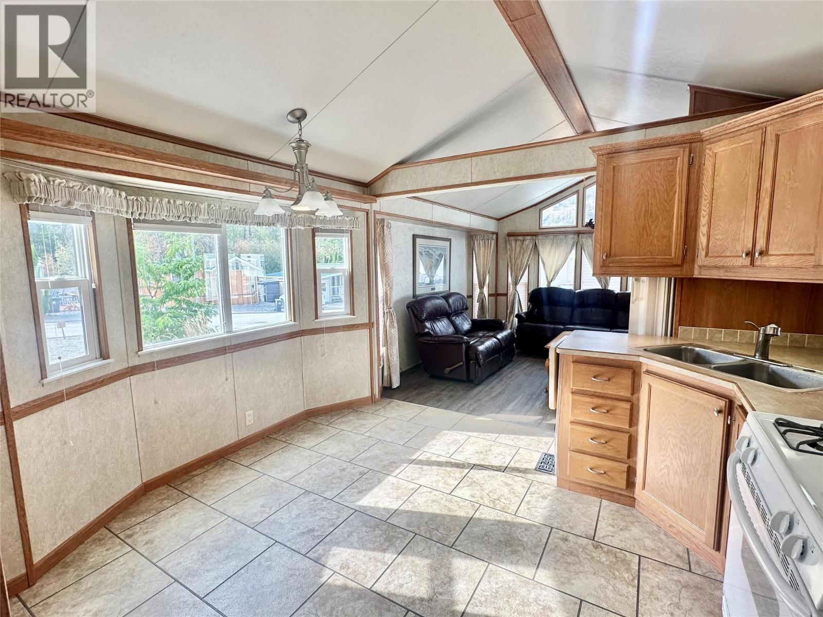 4354 Highway 3 Unit# 80, Keremeos, British Columbia  V0H 1K0 - Photo 36 - 10402158