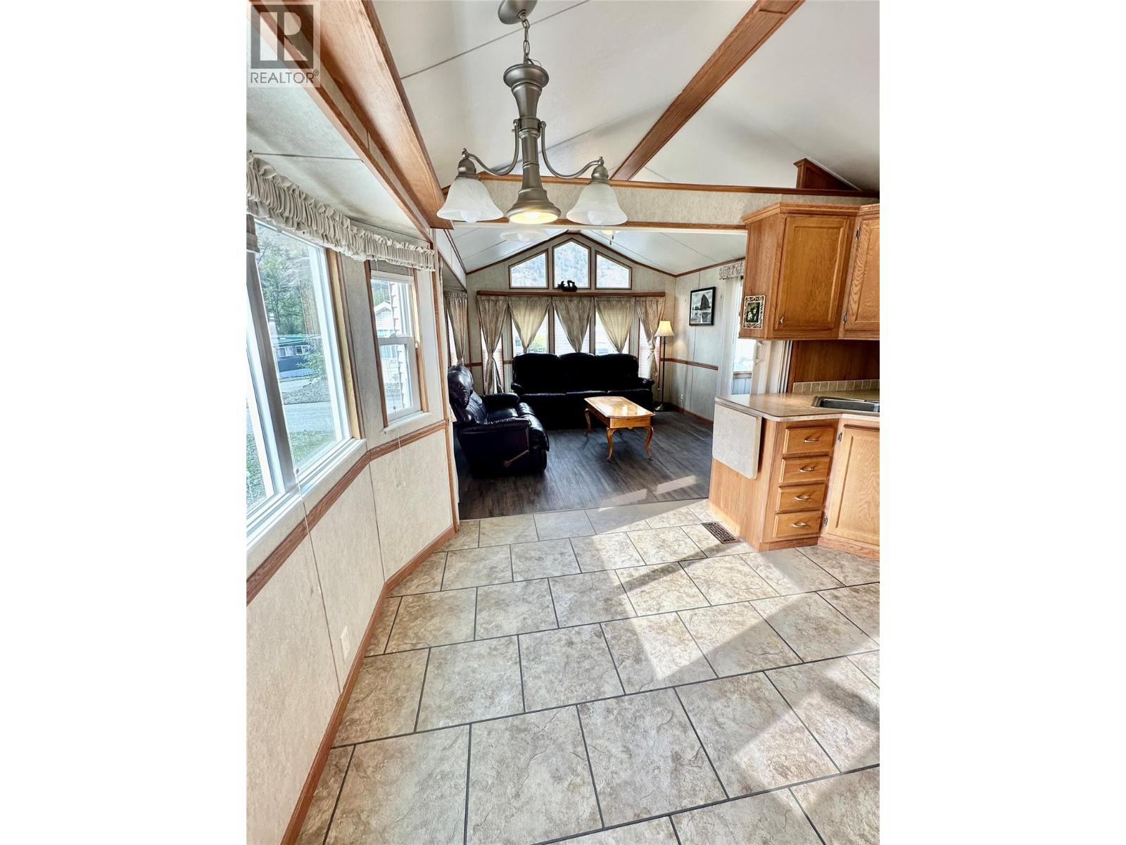 4354 Highway 3 Unit# 80, Keremeos, British Columbia  V0H 1K0 - Photo 38 - 10402158