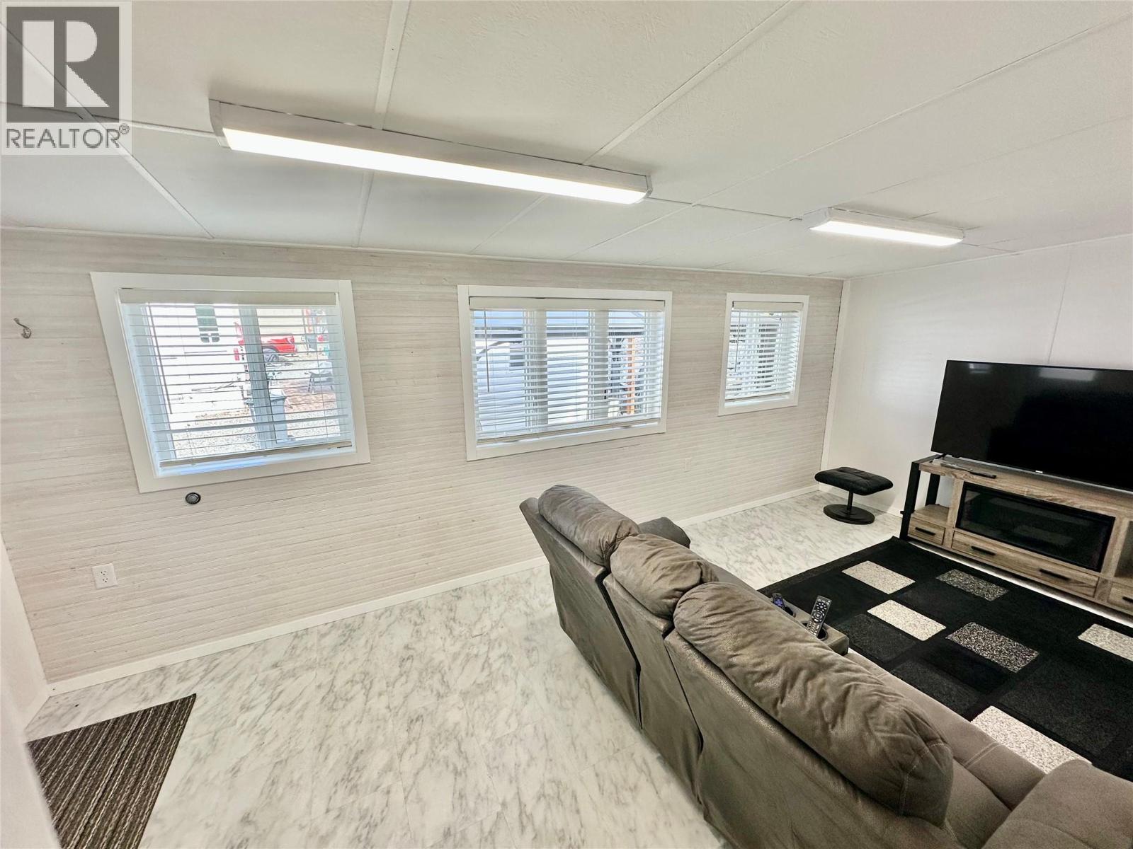 4354 Highway 3 Unit# 80, Keremeos, British Columbia  V0H 1K0 - Photo 48 - 10402158