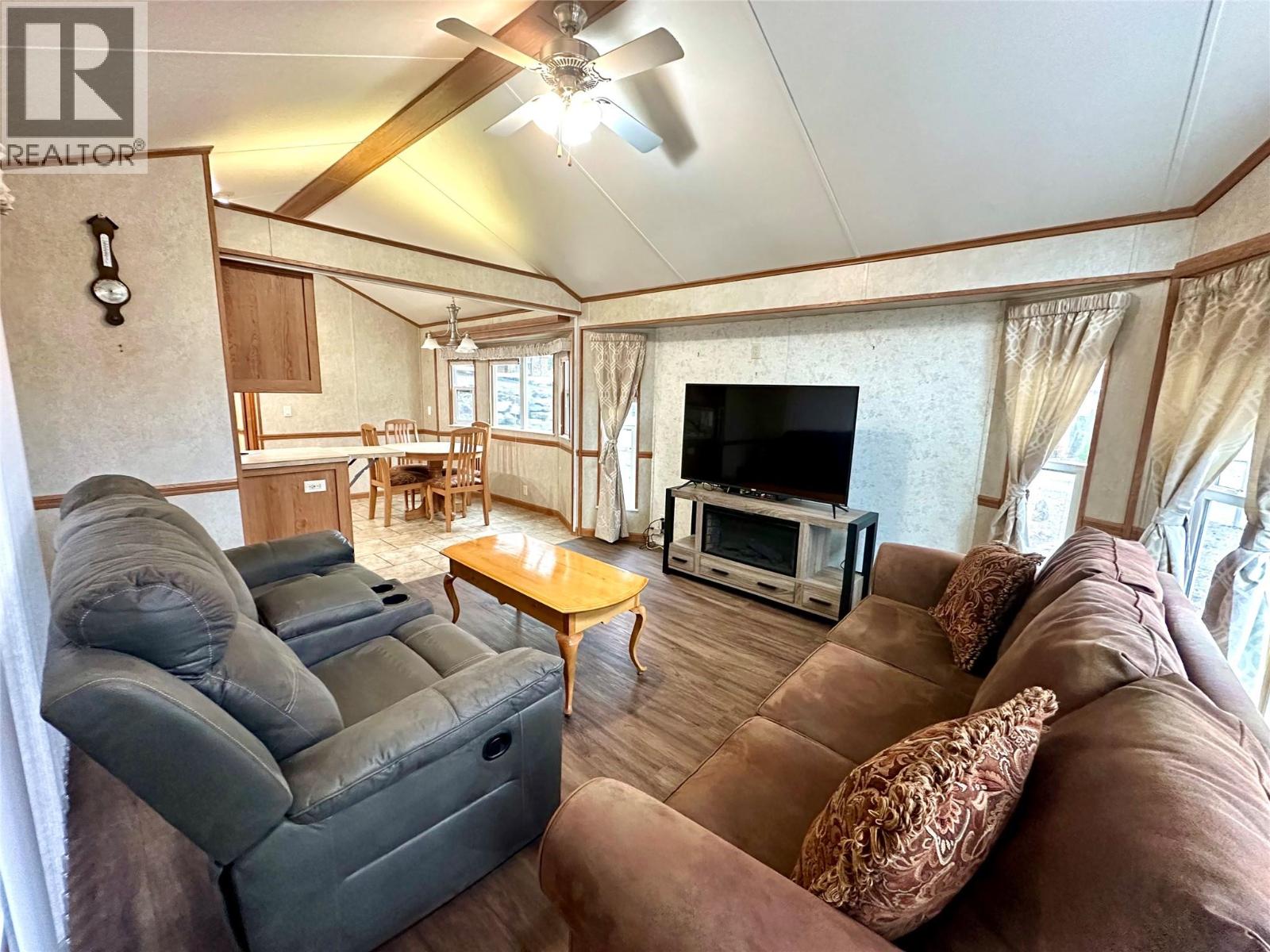 4354 Highway 3 Unit# 80, Keremeos, British Columbia  V0H 1K0 - Photo 8 - 10402158