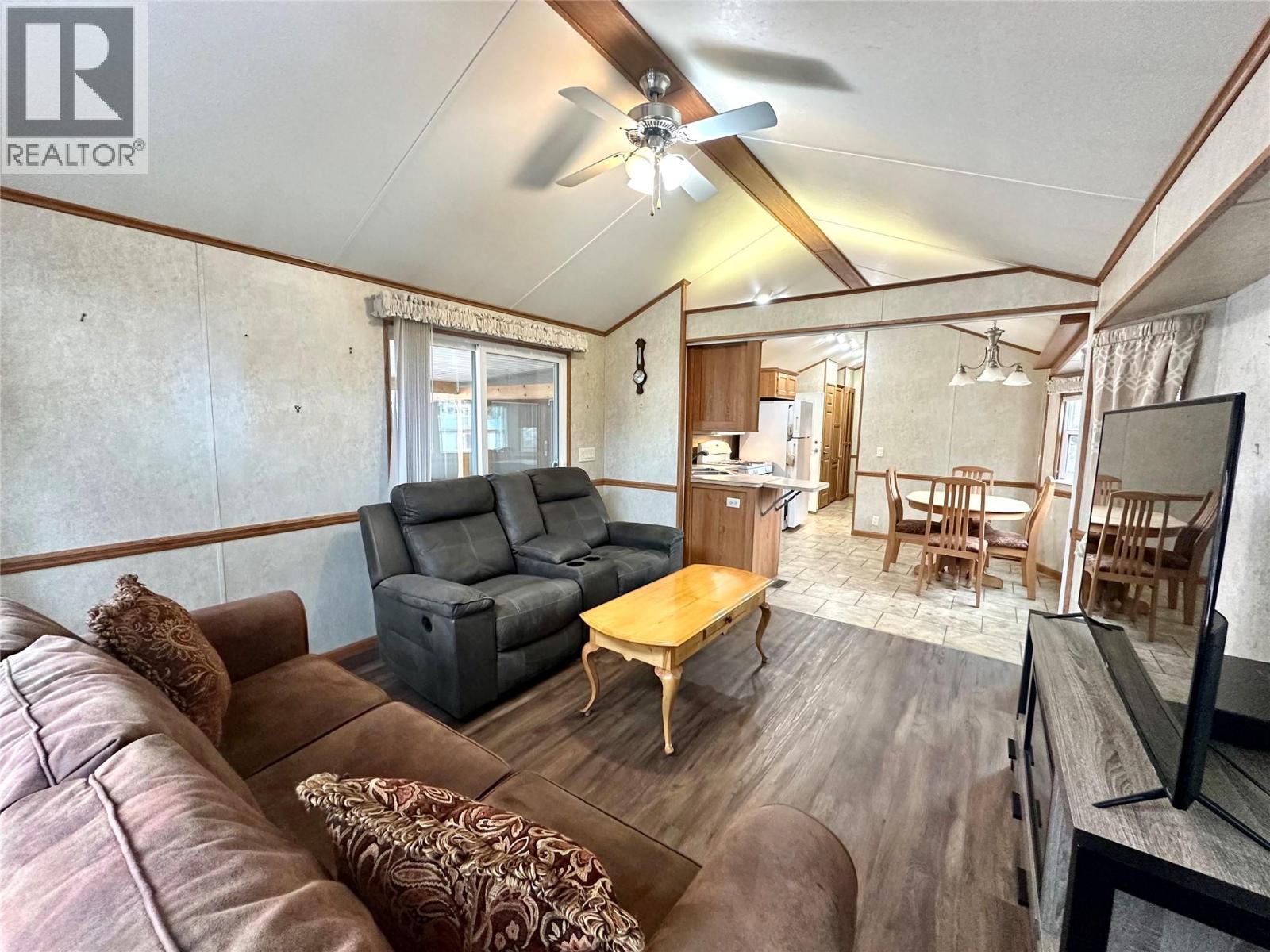 4354 Highway 3 Unit# 80, Keremeos, British Columbia  V0H 1K0 - Photo 9 - 10402158