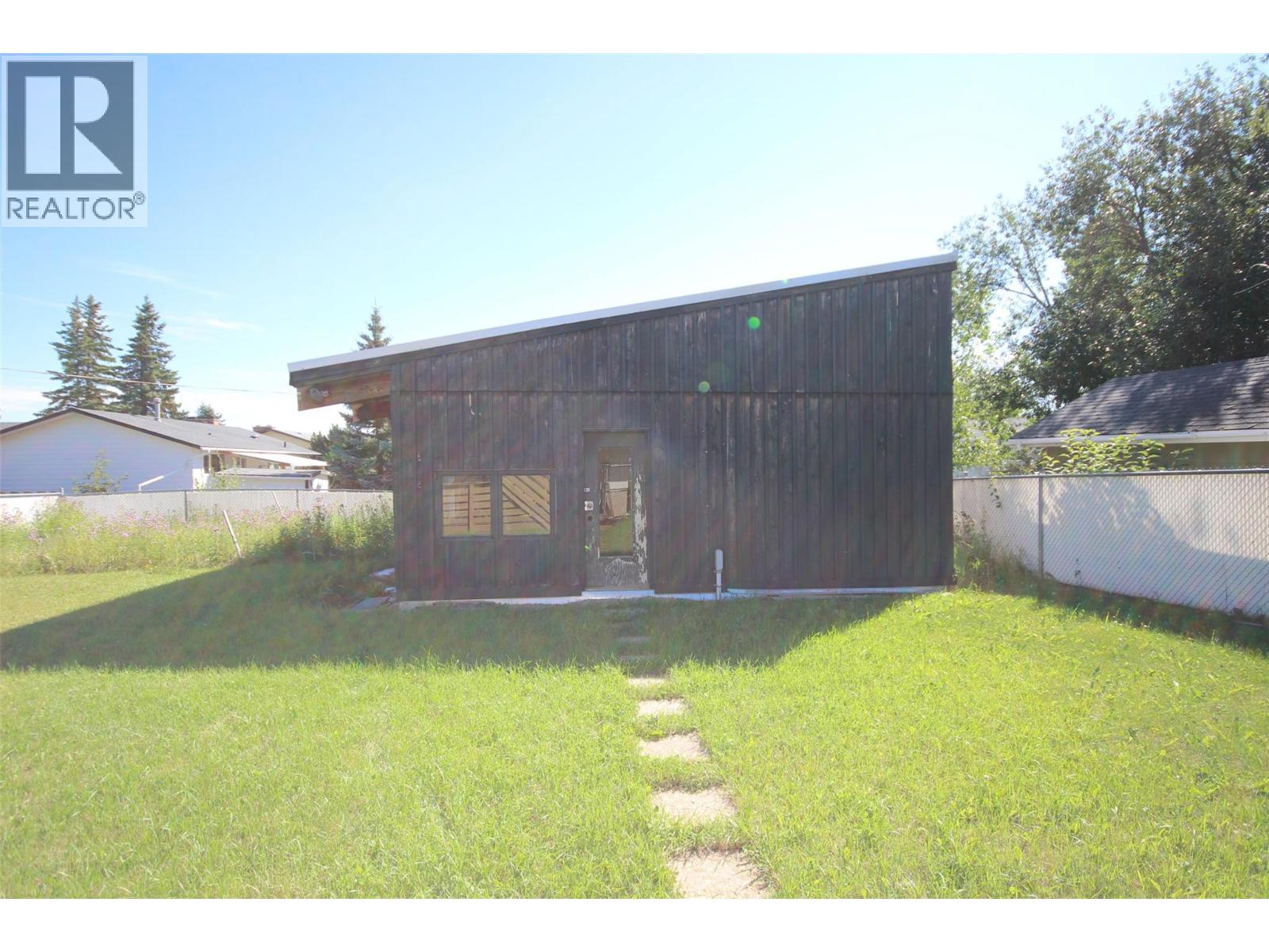 11304 17 Street, Dawson Creek, British Columbia  V1G 4J5 - Photo 4 - 10402638