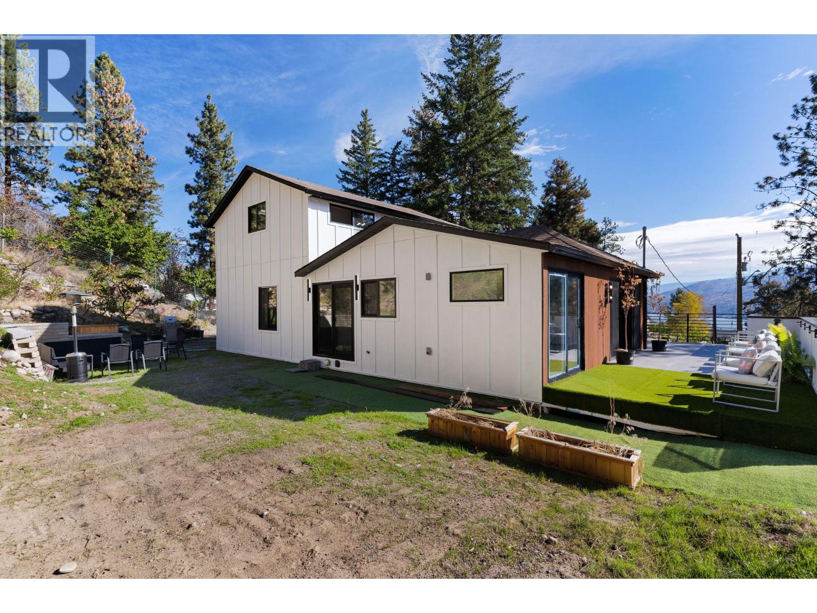 5828 Brown Place, Peachland, British Columbia  V1Y 4J1 - Photo 30 - 10402636