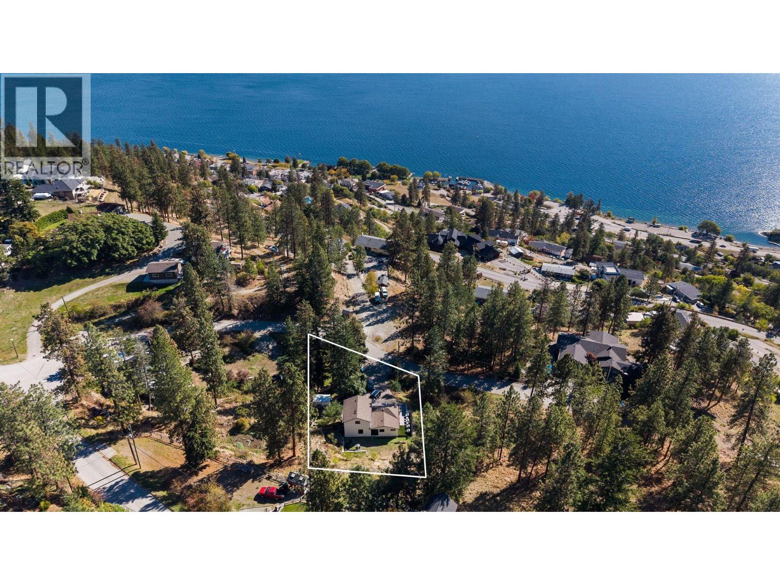 5828 Brown Place, Peachland, British Columbia  V1Y 4J1 - Photo 37 - 10402636