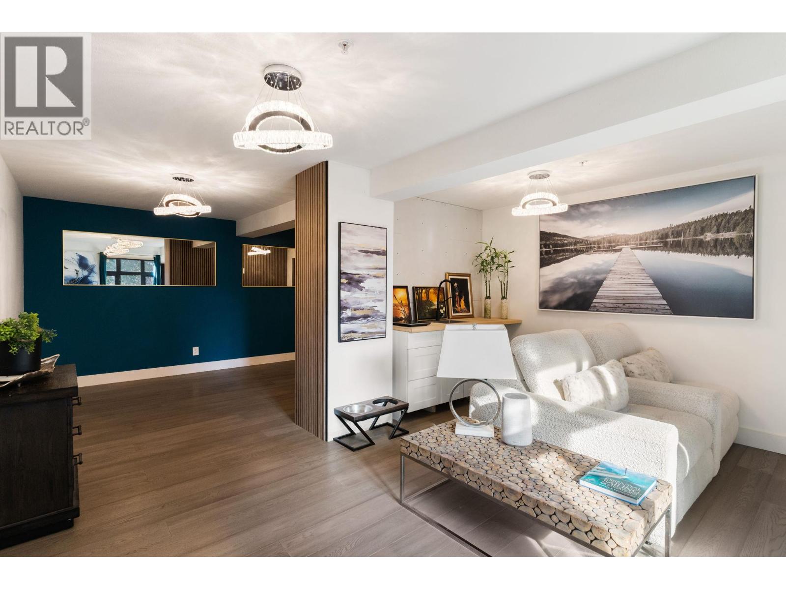 5828 Brown Place, Peachland, British Columbia  V1Y 4J1 - Photo 5 - 10402636