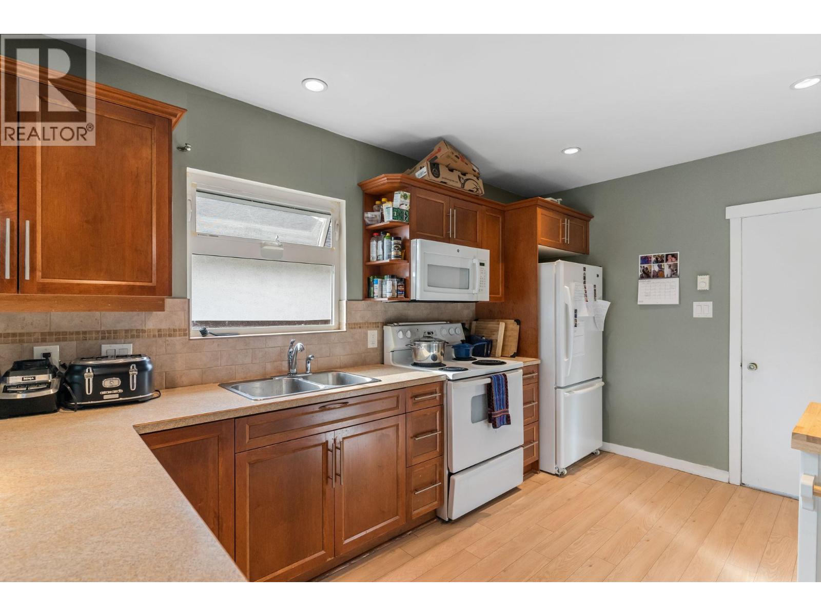 2284 Aberdeen Street, Kelowna, British Columbia  V1Y 2T4 - Photo 8 - 10402612