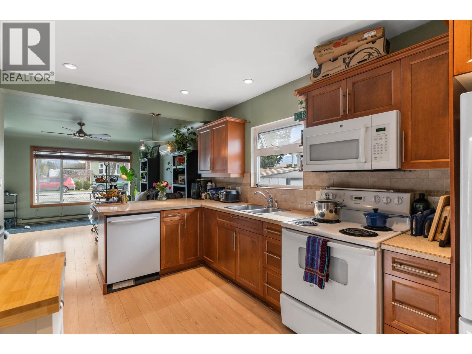 2284 Aberdeen Street, Kelowna, British Columbia  V1Y 2T4 - Photo 9 - 10402612