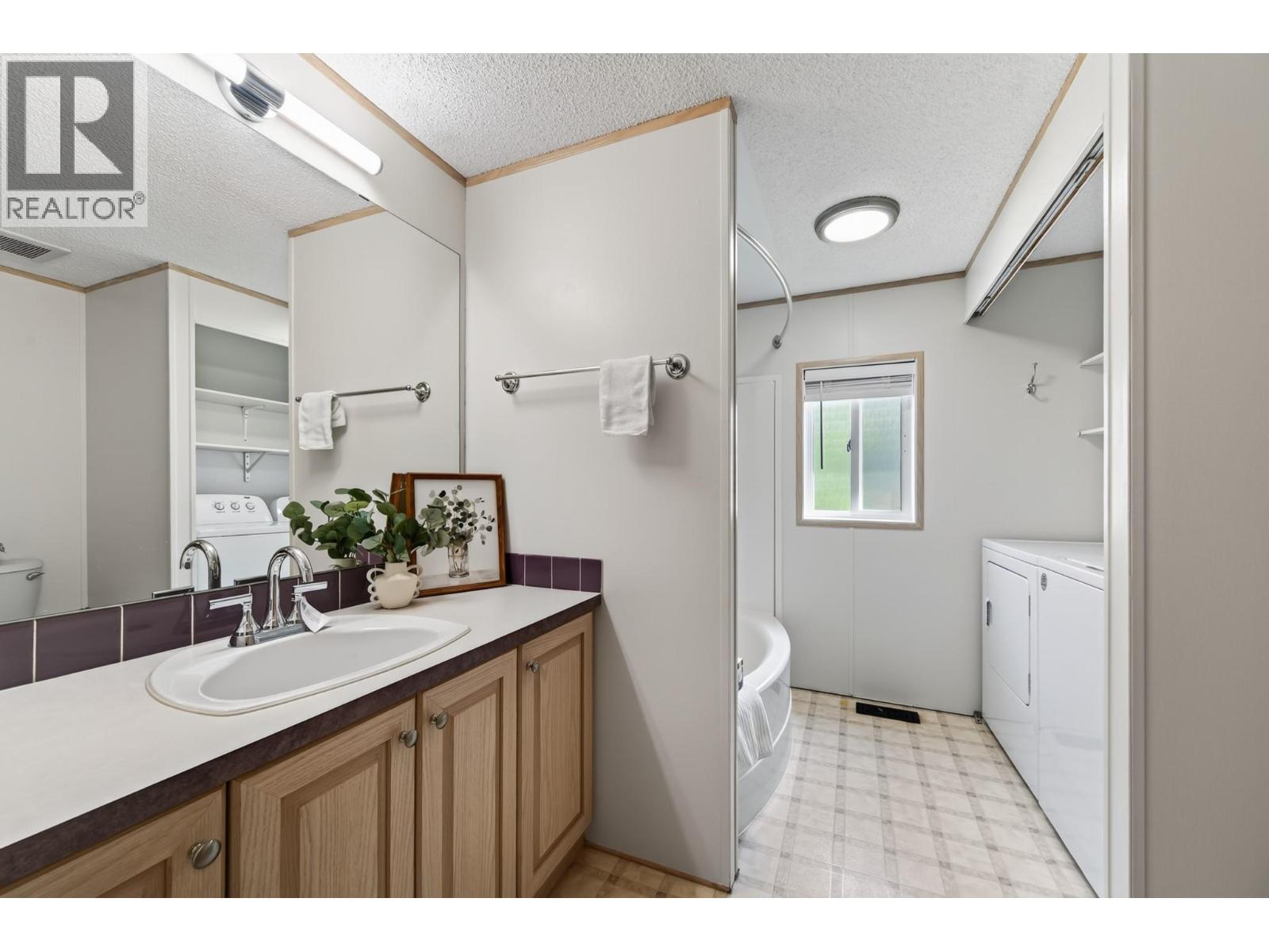1951 Lodgepole Drive Unit# 46, Kamloops, British Columbia  V1S 1Y1 - Photo 19 - 10402565