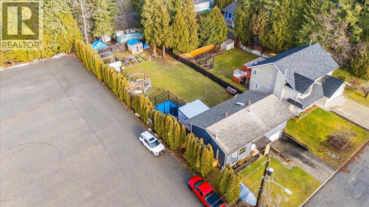 1359 Grosvenor Place, Castlegar, British Columbia  V1N 3X8 - Photo 45 - 10402441