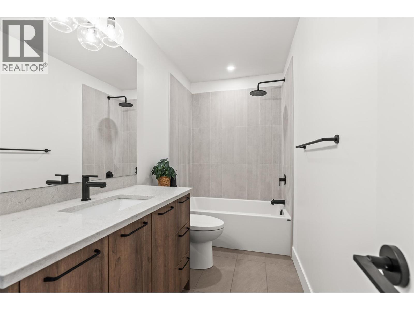 2467 Bradley Drive Unit# 102, Armstrong, British Columbia  V4Y 0Y4 - Photo 30 - 10402208