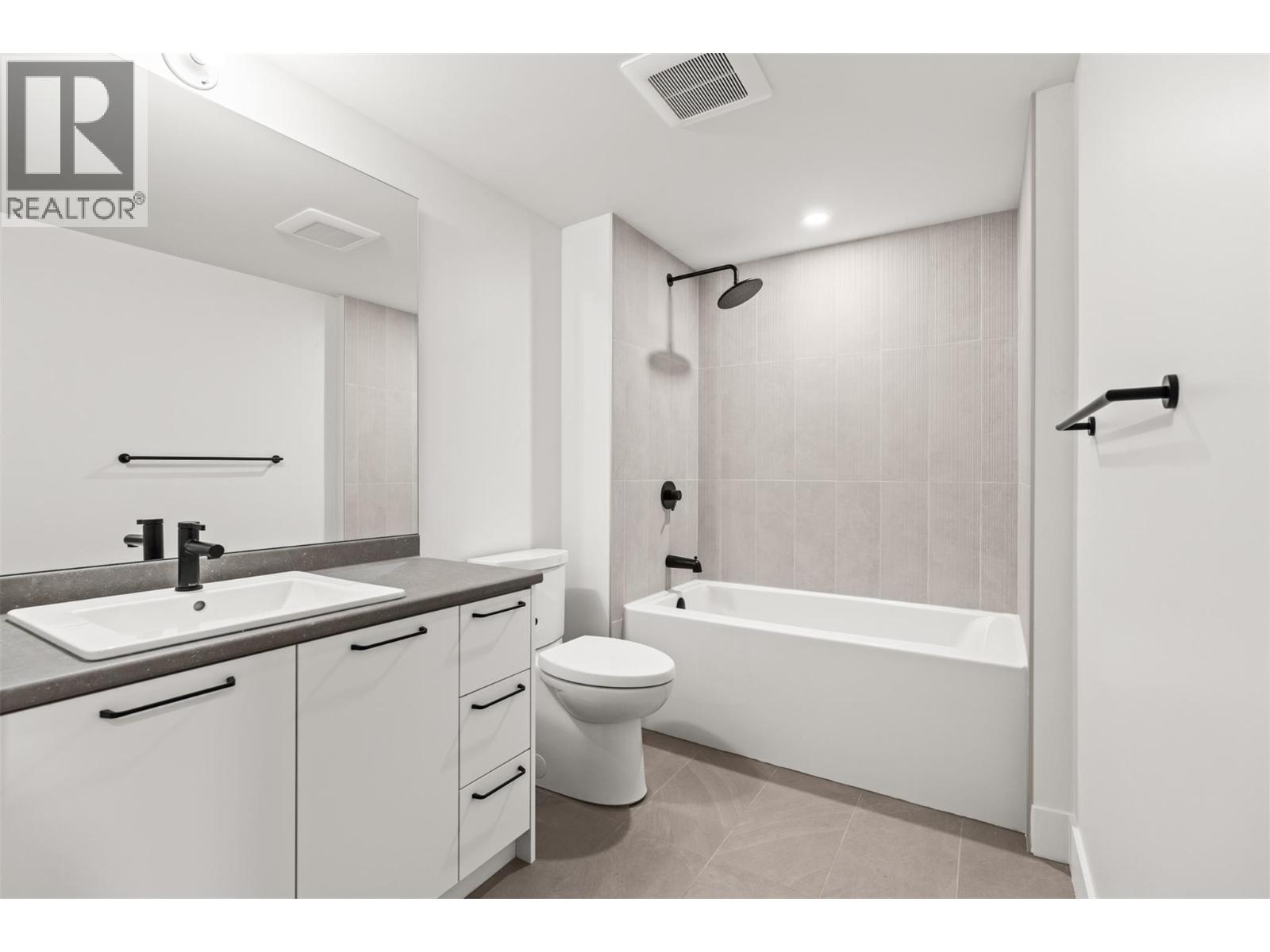 2467 Bradley Drive Unit# 102, Armstrong, British Columbia  V4Y 0Y4 - Photo 44 - 10402208