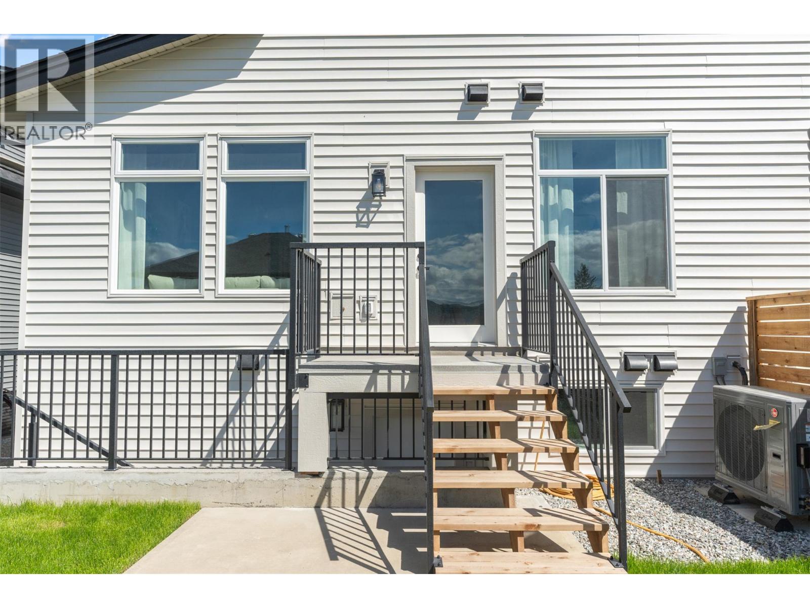 2467 Bradley Drive Unit# 102, Armstrong, British Columbia  V4Y 0Y4 - Photo 55 - 10402208