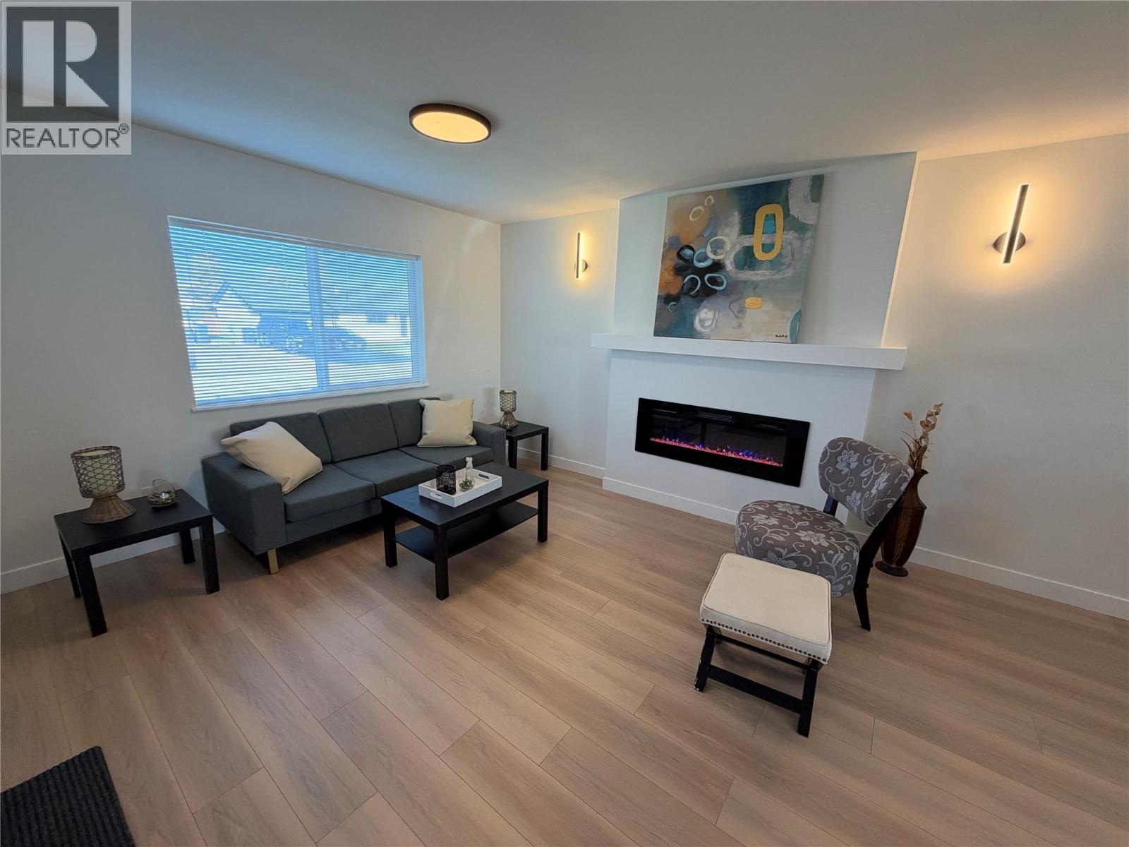 1217 114 Avenue, Dawson Creek, British Columbia  V1G 3A6 - Photo 3 - 10402644