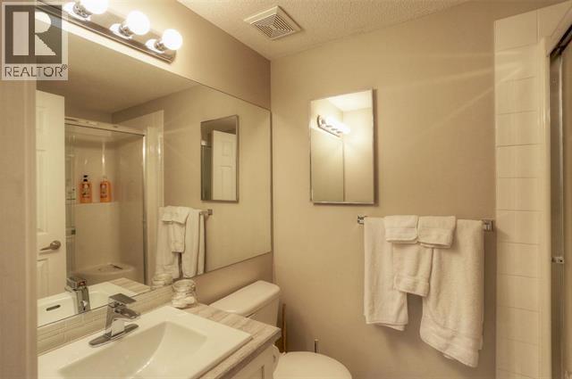 1128 Sunset Drive Unit# 706 Lot# 52, Kelowna, British Columbia  V1Y 9W7 - Photo 3 - 10401970