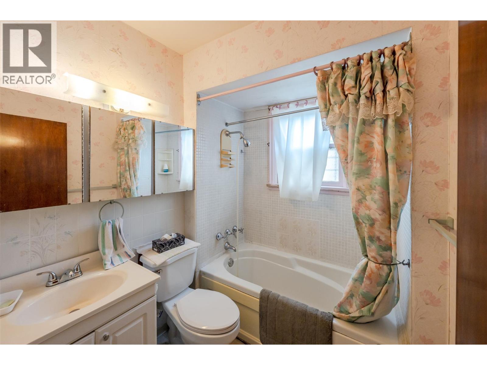 395 Edmonton Avenue, Penticton, British Columbia  V2A 2G9 - Photo 12 - 10402643